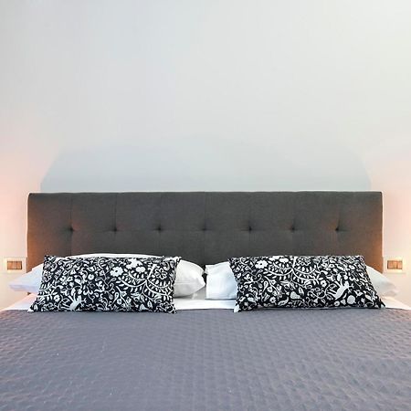 Appartement Appia Luxe - A Poche Fermate Del Centro à Rome Extérieur photo
